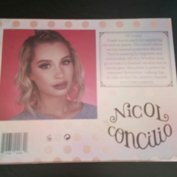 VIOLET VOSS X NICOL CONCILIO - Picture 2 of 3